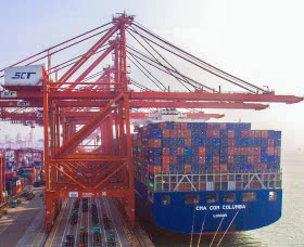 In August, Chinese seaports recorded the new historical record of container traffic 