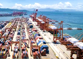 Cargo traffic at Chinese seaports hit a new record high in July